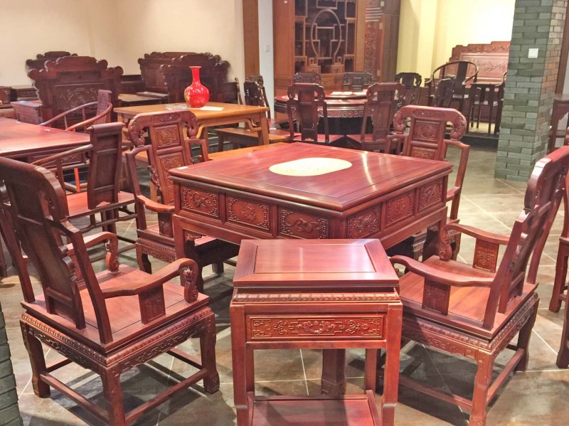 麻將臺(tái)